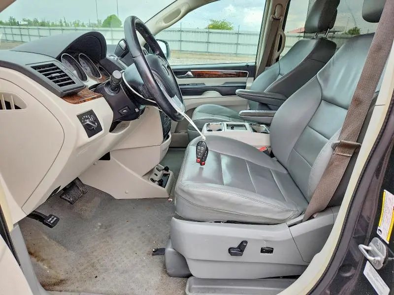 2012 VOLKSWAGEN ROUTAN SEL PREMIUM  