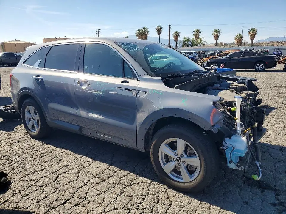 2021 KIA SORENTO LX  