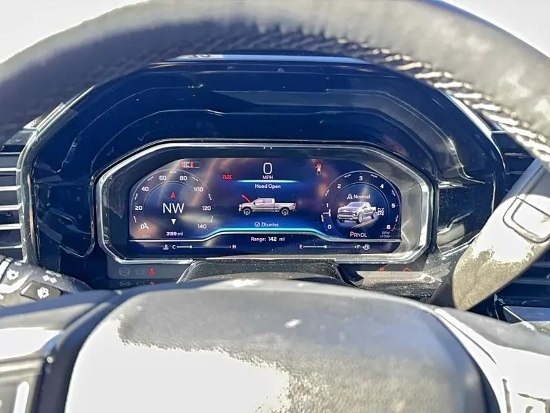 2025 CHEVROLET SILVERADO K1500 LT  