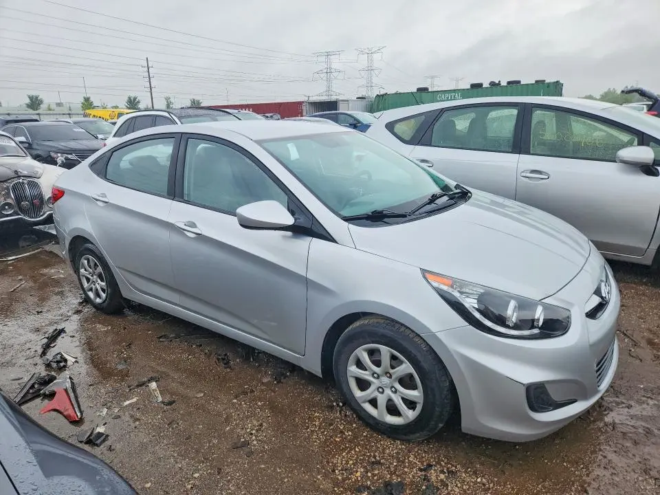 2014 HYUNDAI ACCENT GLS  