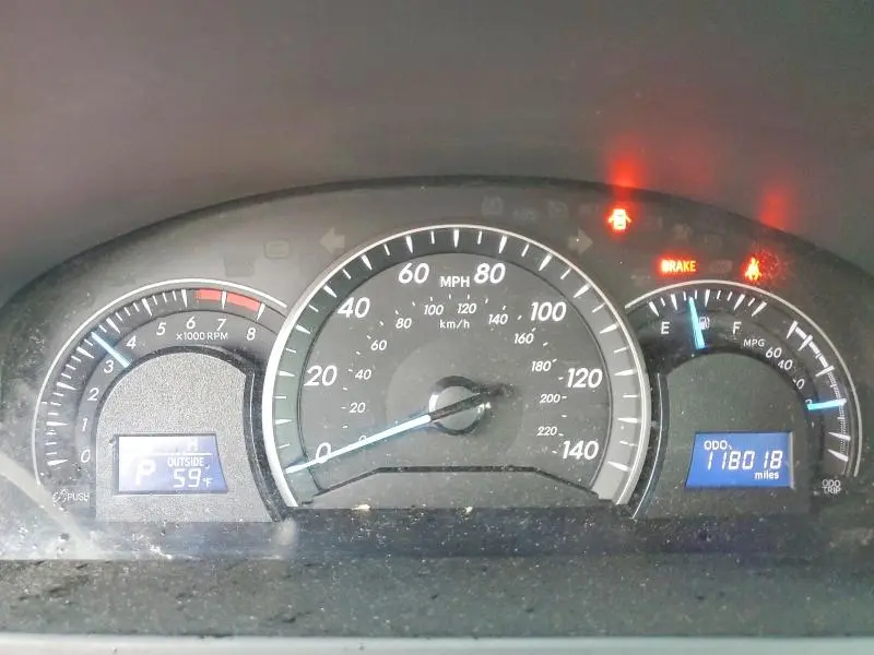 2013 TOYOTA CAMRY LE  