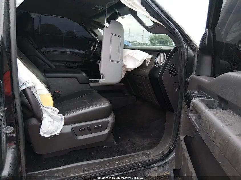 2011 FORD F-250 LARIAT