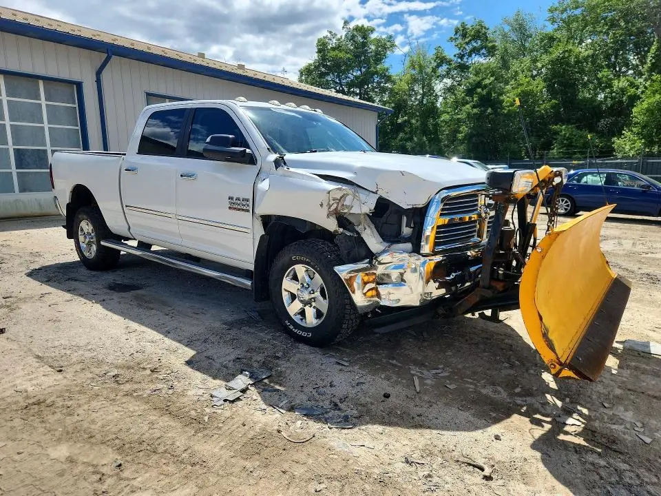 2015 RAM 2500   