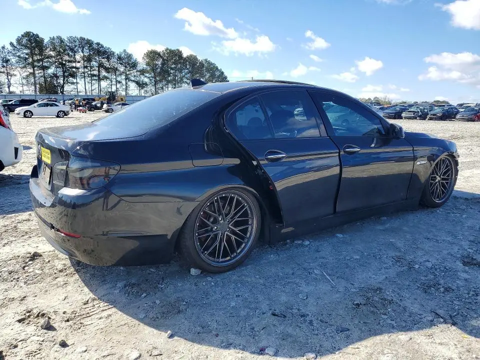 2011 BMW 528 I  