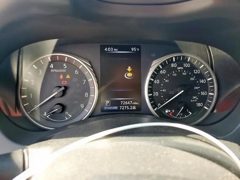 2018 INFINITI Q50 LUXE  