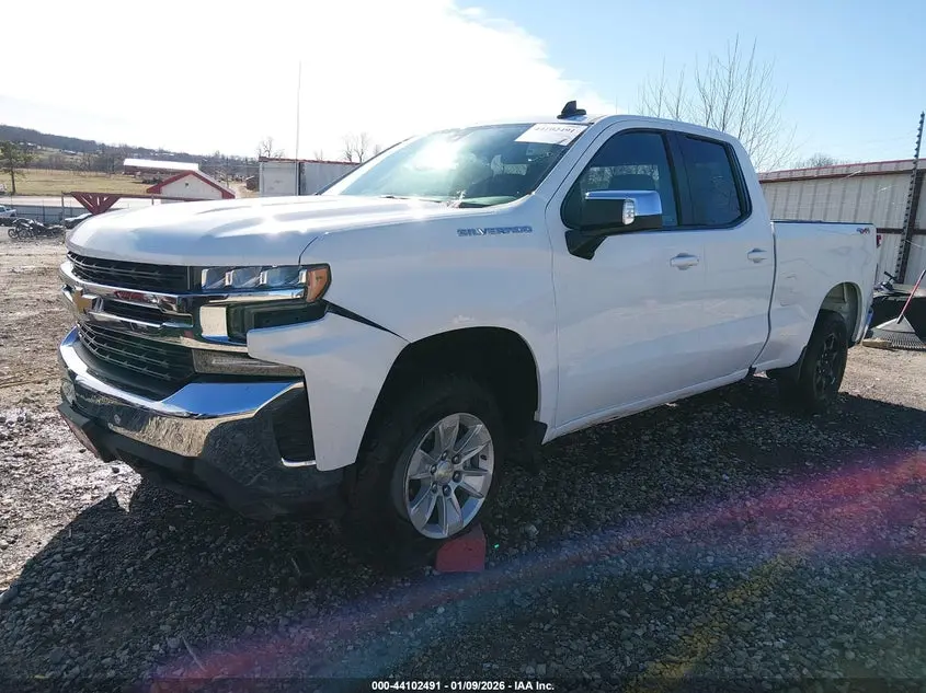 2020 CHEVROLET SILVERADO 1500 4WD  STANDARD BED LT