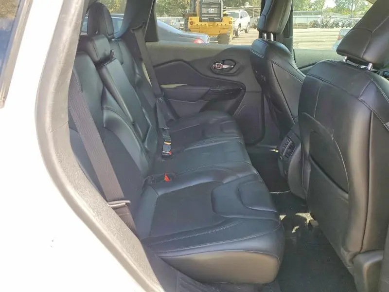 2021 JEEP CHEROKEE LATITUDE PLUS  