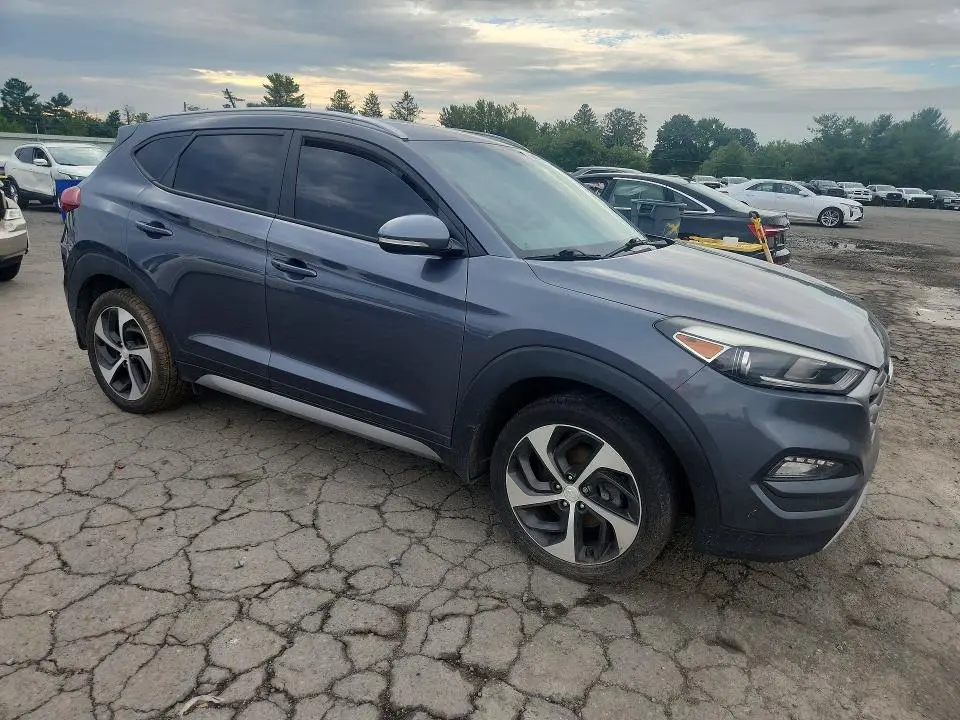2017 HYUNDAI TUCSON SPORT  