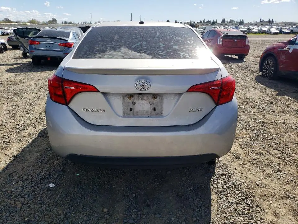 2018 TOYOTA COROLLA XSE  