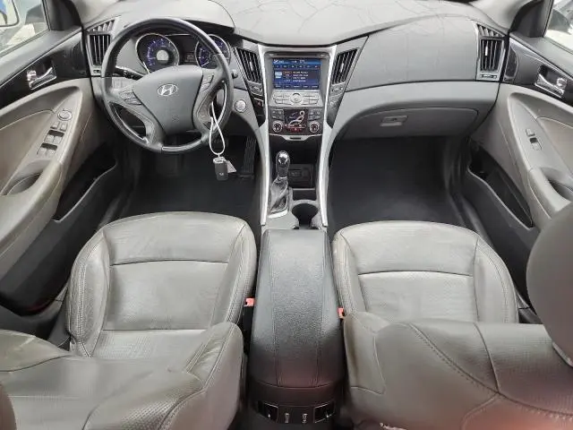 2013 HYUNDAI SONATA SE  