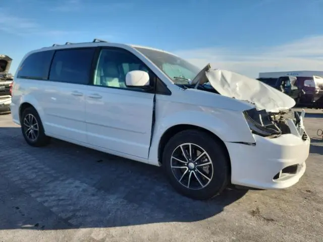 2017 DODGE GRAND CARAVAN GT  
