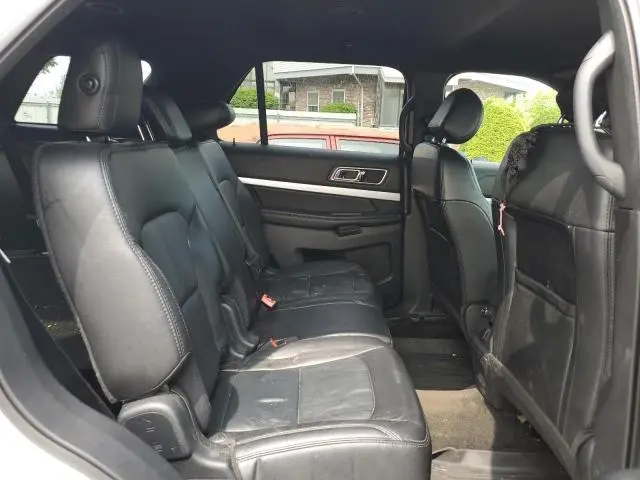 2017 FORD EXPLORER XLT  