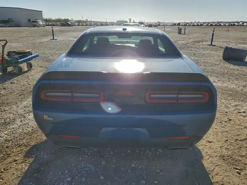 2021 DODGE CHALLENGER SXT  