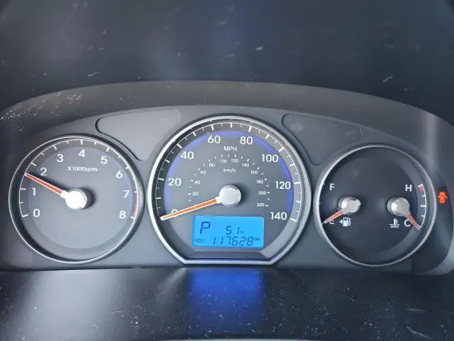 2012 HYUNDAI SANTA FE SE  