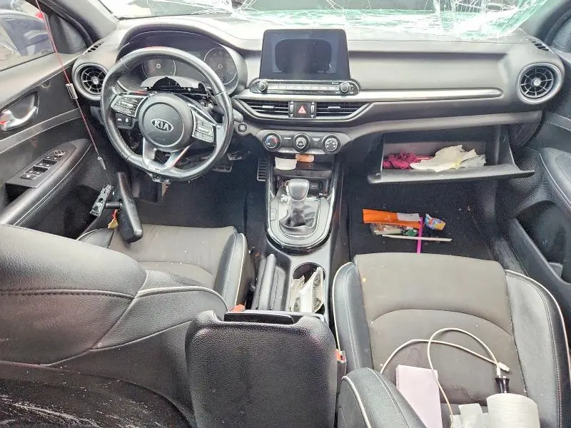 2021 KIA FORTE GT LINE  