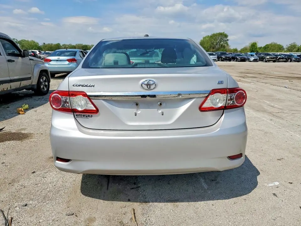 2011 TOYOTA COROLLA LE  