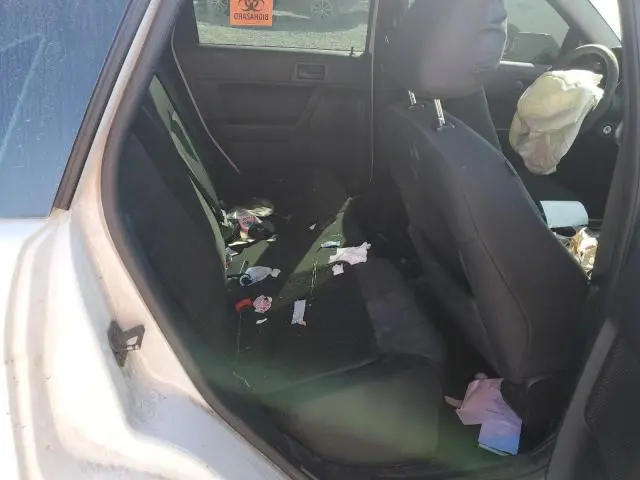 2010 FORD FOCUS SE  