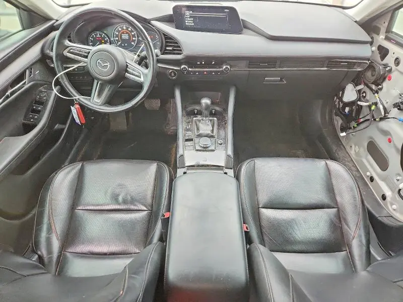 2022 MAZDA 3 PREMIUM PLUS  
