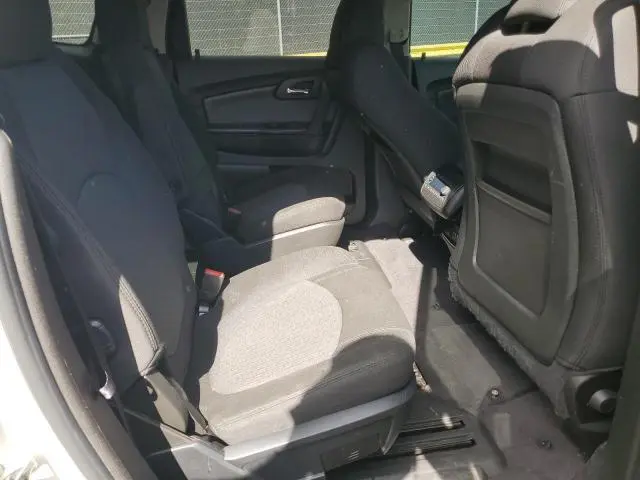 2011 CHEVROLET TRAVERSE LT  