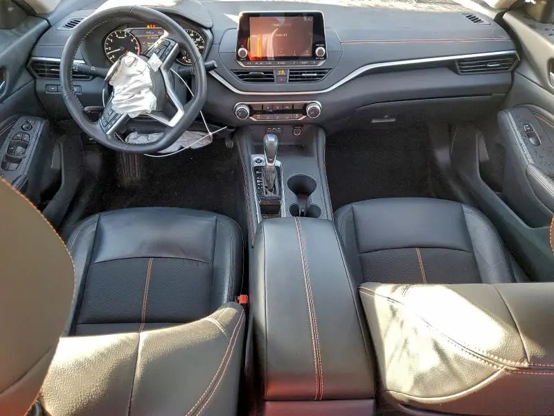 2021 NISSAN ALTIMA SR  