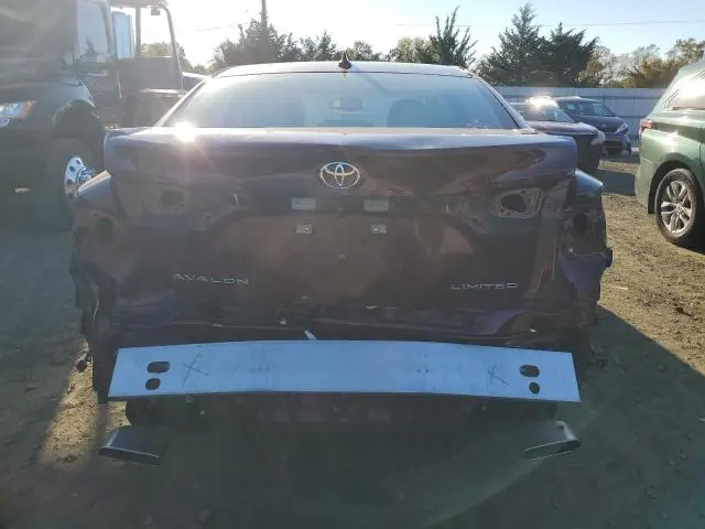 2018 TOYOTA AVALON XLE  