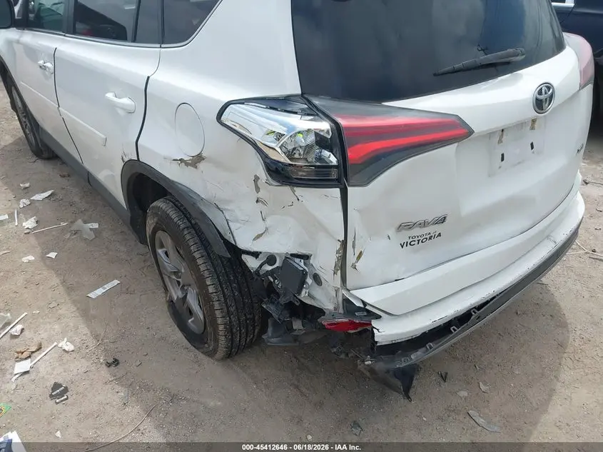 2017 TOYOTA RAV4 XLE