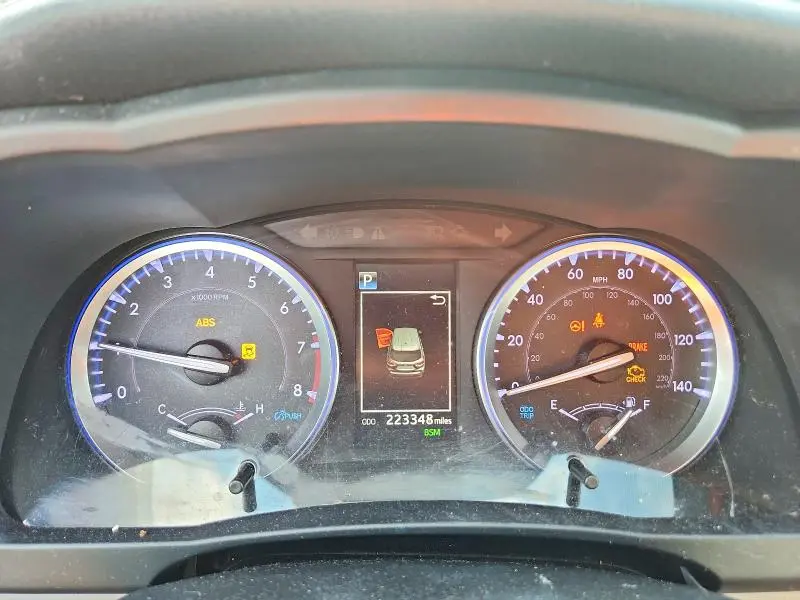 2019 TOYOTA HIGHLANDER XLE  