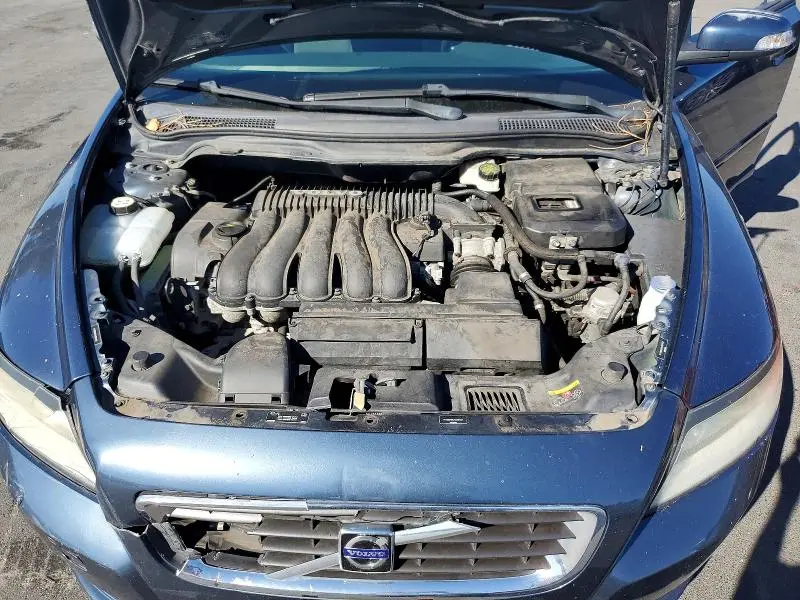 2010 VOLVO S40 2.4I  