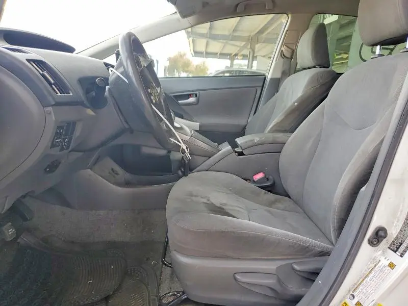 2011 TOYOTA PRIUS TWO  