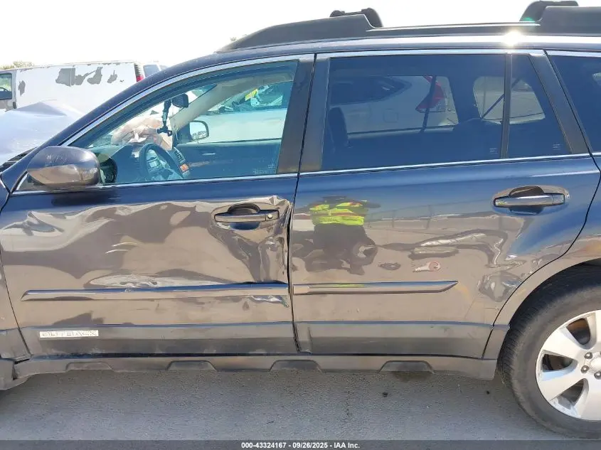 2011 SUBARU OUTBACK 2.5I LIMITED