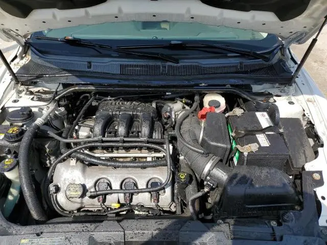 2010 FORD TAURUS LIMITED  