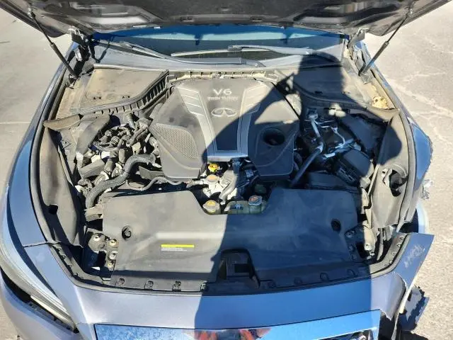 2018 INFINITI Q50 LUXE  