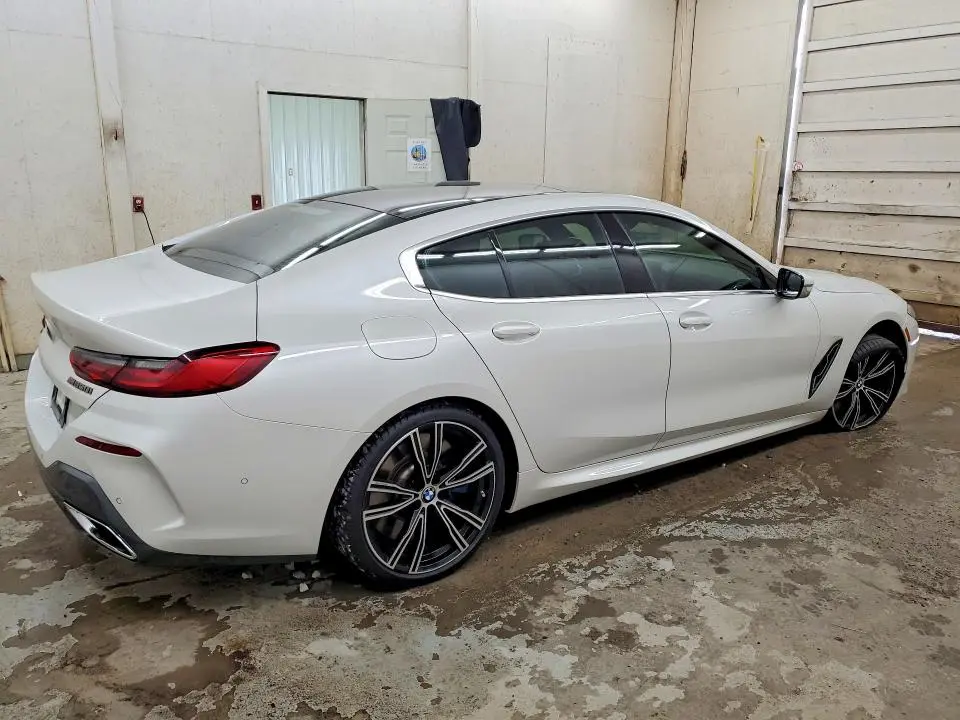 2022 BMW M850XI   