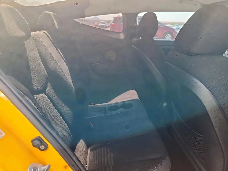 2012 HYUNDAI VELOSTER BASE  