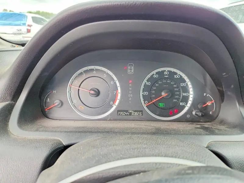 2011 HONDA ACCORD LXP  