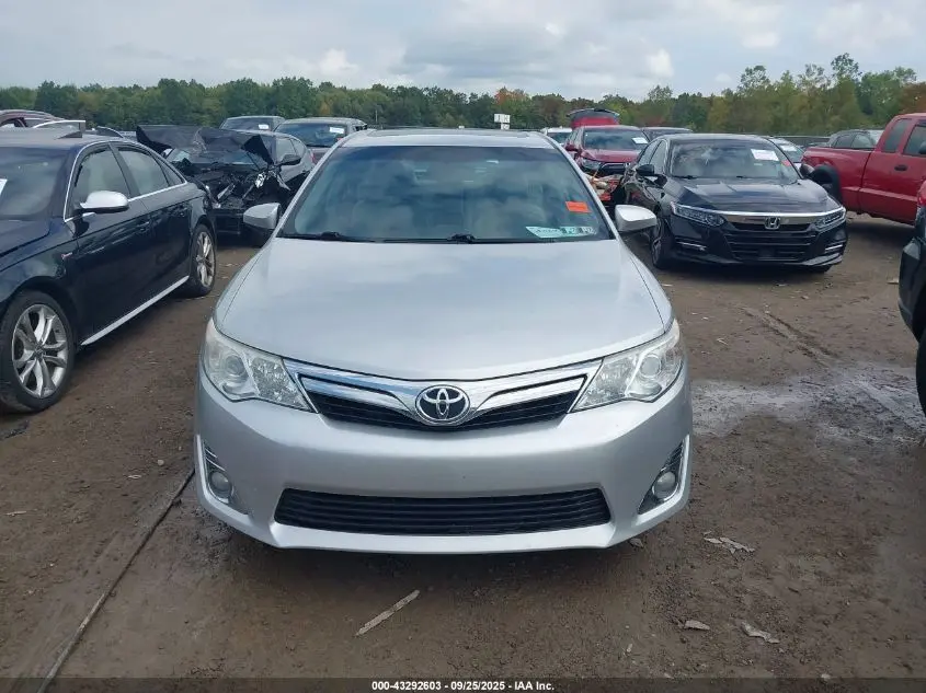 2013 TOYOTA CAMRY XLE