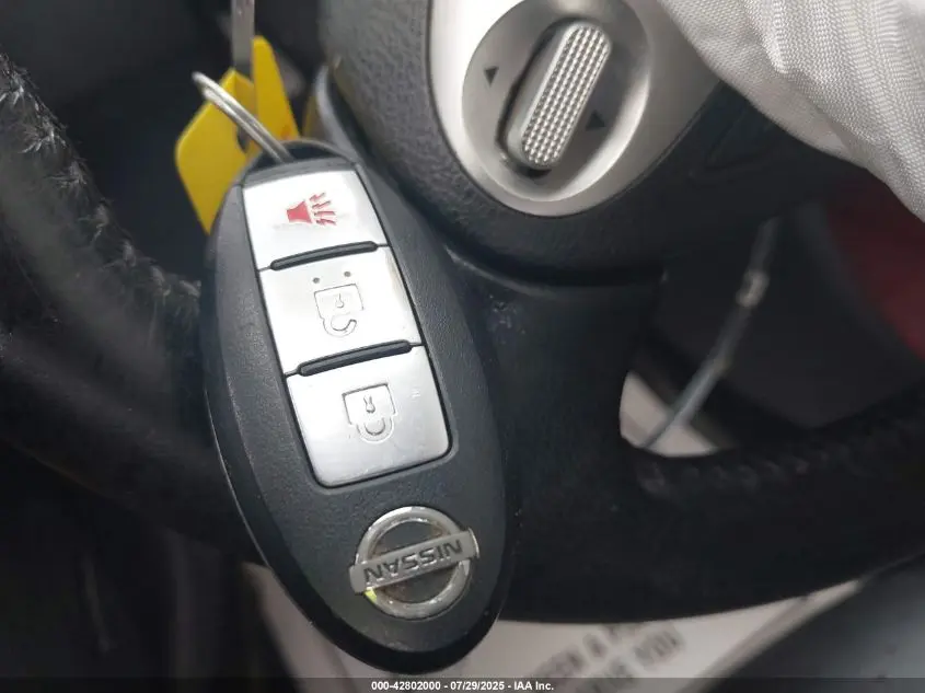 2015 NISSAN JUKE SL