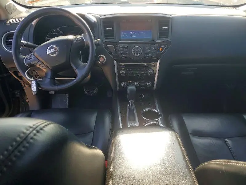 2015 NISSAN PATHFINDER SL  