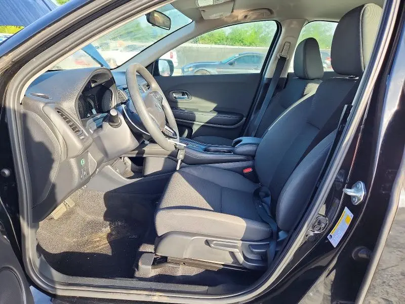 2021 HONDA HR-V LX  