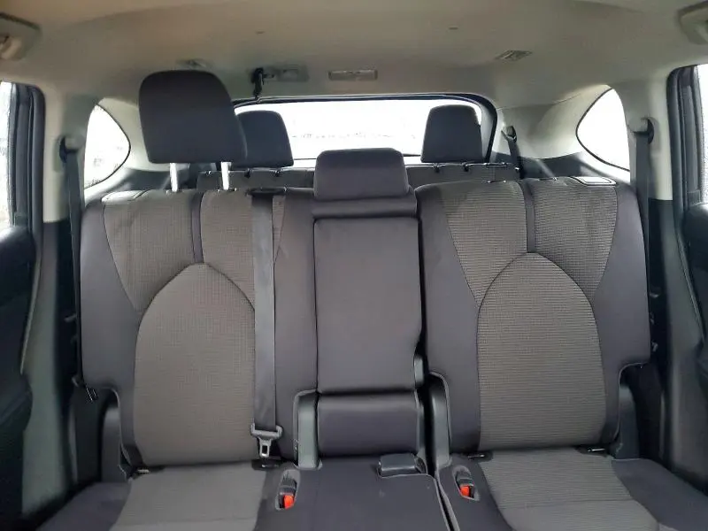 2022 TOYOTA HIGHLANDER L  