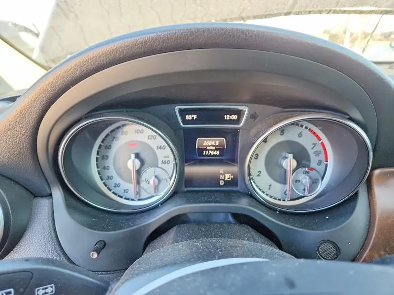 2015 MERCEDES-BENZ GLA 250  
