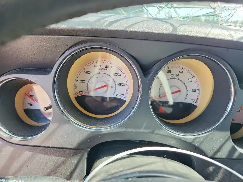 2013 DODGE CHALLENGER SXT  