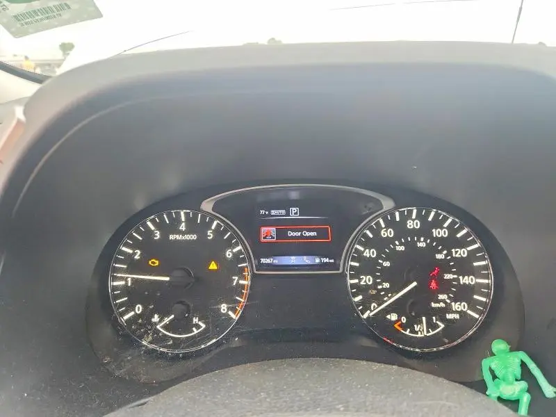 2020 NISSAN PATHFINDER SV  