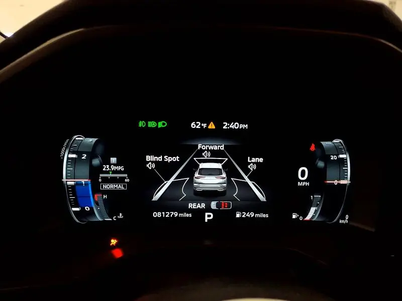 2023 MITSUBISHI OUTLANDER SEL  