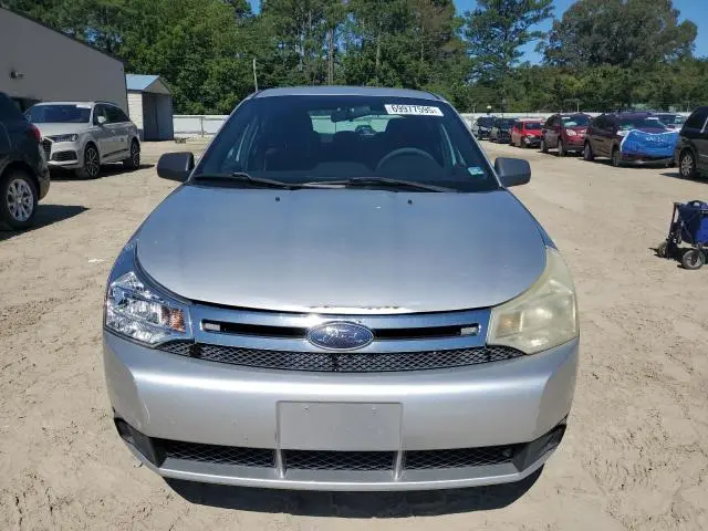 2010 FORD FOCUS SE  
