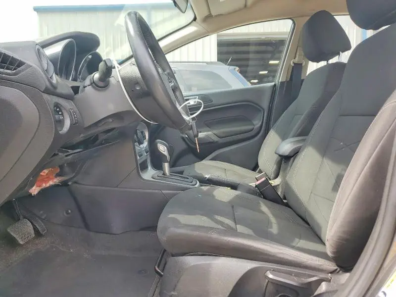 2015 FORD FIESTA SE  