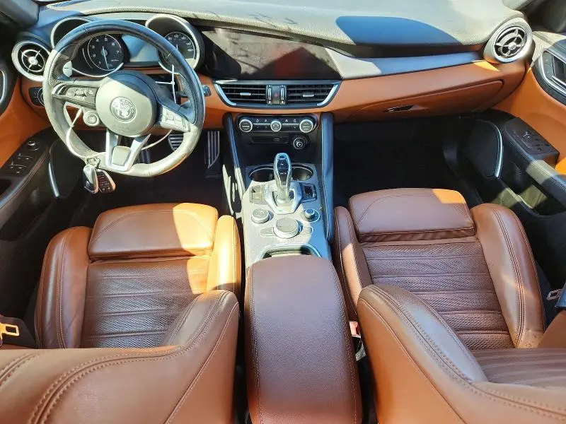 2020 ALFA ROMEO GIULIA TI  