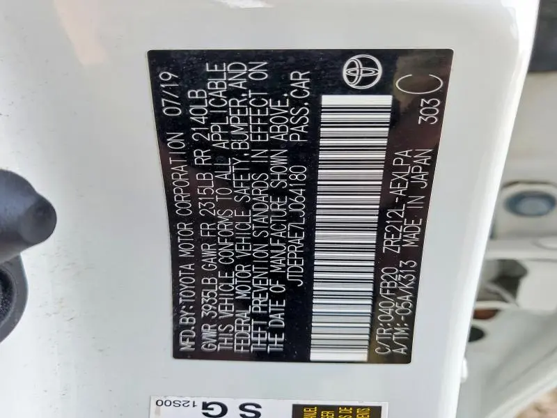 2020 TOYOTA COROLLA LE  