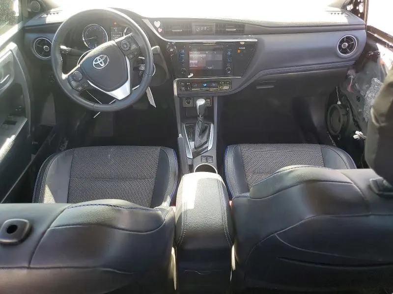 2017 TOYOTA COROLLA SE  