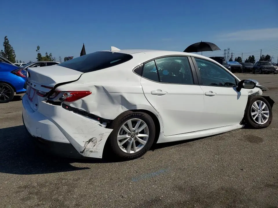 2025 TOYOTA CAMRY LE  